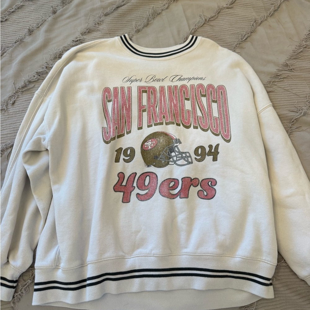 Abercrombie & Fitch White San Francisco 49ers Crewneck Sweater